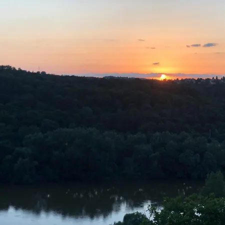 - E - Vyhlidka Nad Rekou Lodge *