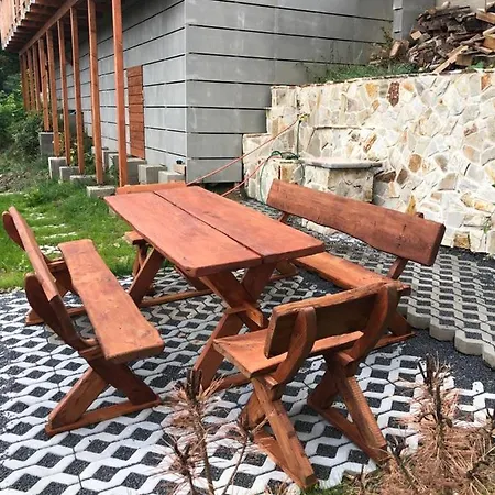 - E - Vyhlidka Nad Rekou بيت خشبي *