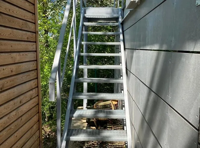 - E - Vyhlidka Nad Rekou بيت خشبي *