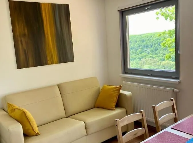 - E - Vyhlídka Nad řekou Lodge