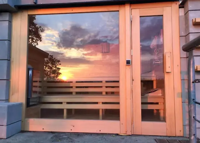 Lodge - E - Vyhlidka Nad Rekou *